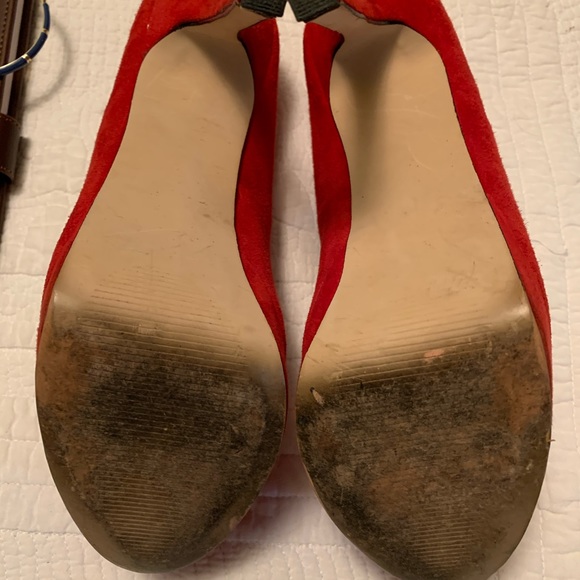 Steve Madden Size 9 Red Suede 5” Platform Heels - Picture 6 of 6